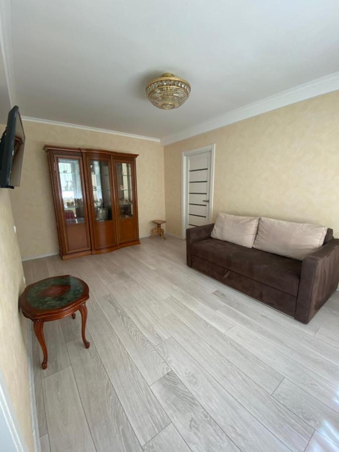Apartment On Prospiekt Pobiedy 18 キエフ エクステリア 写真